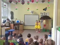 005